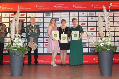 30 Platz 1-3  (Bild vergr&ouml;&szlig;ern)