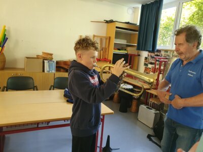 Foto des Albums: Aktionstag Musik im Schulhaus Hollstadt