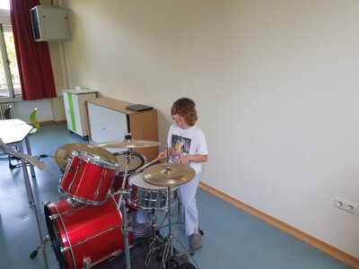 Foto des Albums: Aktionstag Musik im Schulhaus Hollstadt