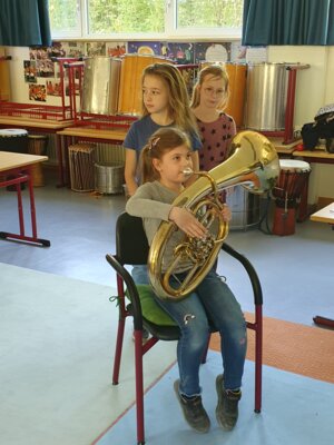 Foto des Albums: Aktionstag Musik im Schulhaus Hollstadt