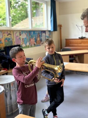 Foto des Albums: Aktionstag Musik im Schulhaus Hollstadt