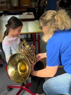 Foto des Albums: Aktionstag Musik im Schulhaus Hollstadt