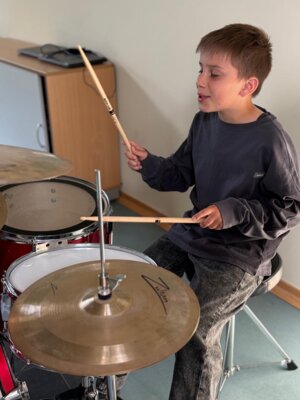 Foto des Albums: Aktionstag Musik im Schulhaus Hollstadt