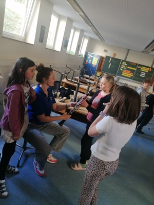Foto des Albums: Aktionstag Musik im Schulhaus Hollstadt