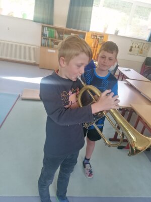 Foto des Albums: Aktionstag Musik im Schulhaus Hollstadt