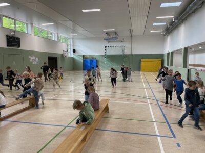 Foto des Albums: Schulbesuch