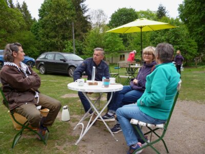 Vorschaubild: Jürgen & Renate, die Natur, wir und jeder, der Eure Hilfe erfährt, fühlt sich angenehm erfrischt.