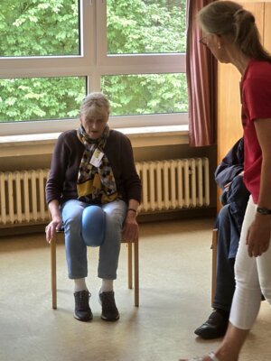 Foto des Albums: Stuhlgymnastik mit Angelika Arndt