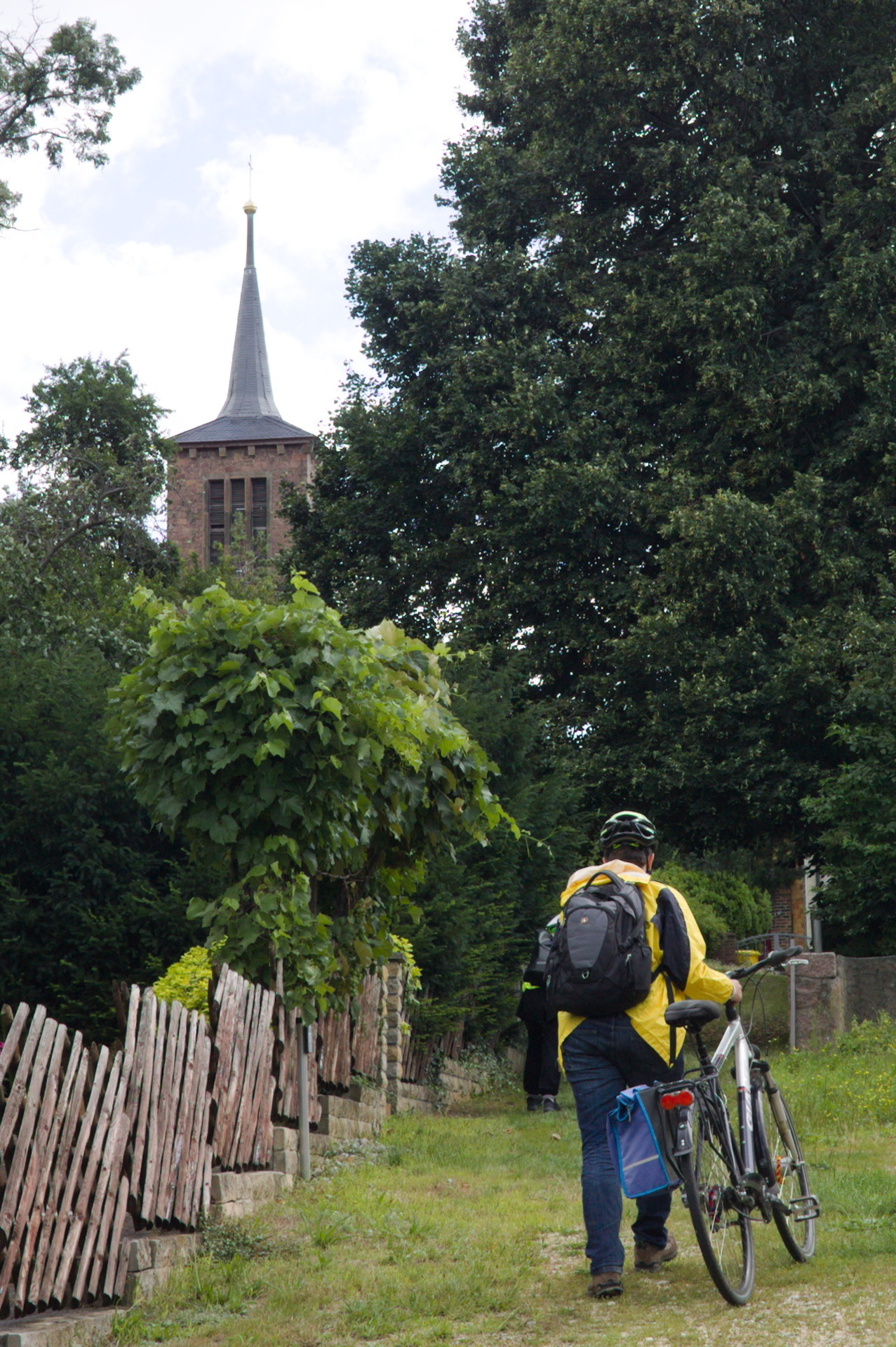 Bild : Kirche Biehla1