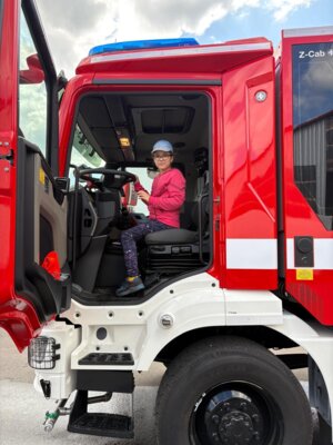 Foto des Albums: Die dritten Klassen zu Besuch bei der Feuerwehr in Hollstadt
