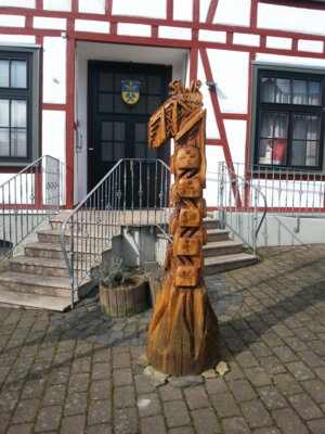 ...die "1" auf dem Sportplatz  (Bild vergr&ouml;&szlig;ern)