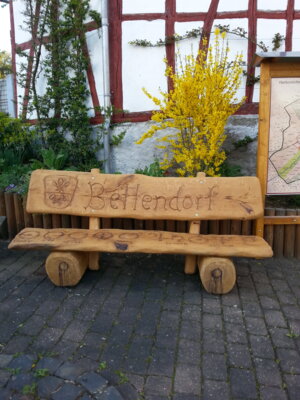 Die Planetenwegbank in Bettendorf  (Bild vergr&ouml;&szlig;ern)