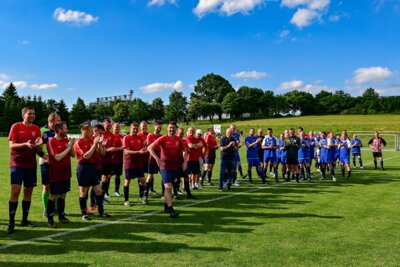 Foto des Albums: Legendenspiel TSV - SV Eppendorf / Platzweihe Großwaltersdorf