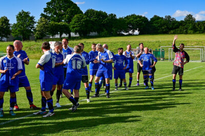 Foto des Albums: Legendenspiel TSV - SV Eppendorf / Platzweihe Großwaltersdorf