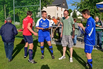 Foto des Albums: Legendenspiel TSV - SV Eppendorf / Platzweihe Großwaltersdorf