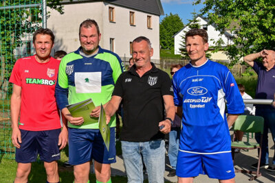 Foto des Albums: Legendenspiel TSV - SV Eppendorf / Platzweihe Großwaltersdorf
