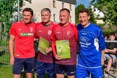 Foto des Albums: Legendenspiel TSV - SV Eppendorf / Platzweihe Großwaltersdorf