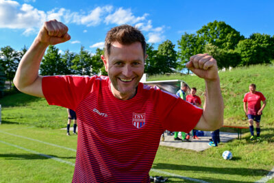 Foto des Albums: Legendenspiel TSV - SV Eppendorf / Platzweihe Großwaltersdorf