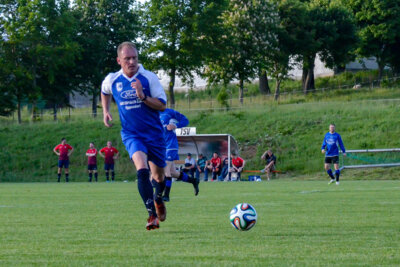 Foto des Albums: Legendenspiel TSV - SV Eppendorf / Platzweihe Großwaltersdorf
