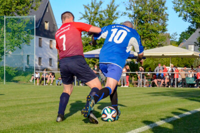 Foto des Albums: Legendenspiel TSV - SV Eppendorf / Platzweihe Großwaltersdorf