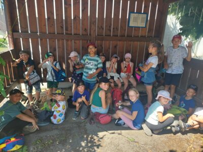 Foto des Albums: Wandertag zum Abenteuerspielplatz