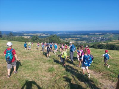 Foto des Albums: Wandertag zum Abenteuerspielplatz