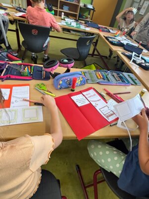Foto des Albums: Buchstabenfest in den ersten Klassen im Schulhaus Wollbach