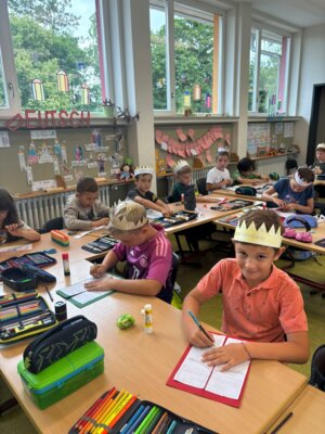 Foto des Albums: Buchstabenfest in den ersten Klassen im Schulhaus Wollbach