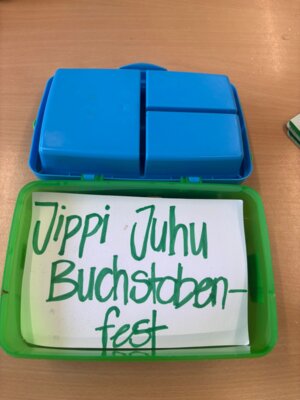 Foto des Albums: Buchstabenfest in den ersten Klassen im Schulhaus Wollbach