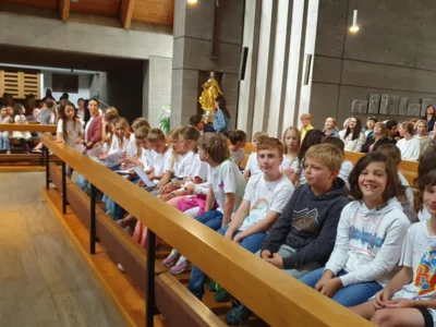 Foto des Albums: Gottesdienst mit Verabschiedung der Viertklasskinder