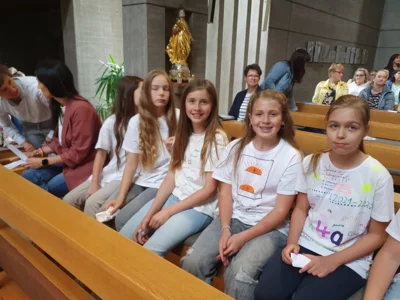 Foto des Albums: Gottesdienst mit Verabschiedung der Viertklasskinder