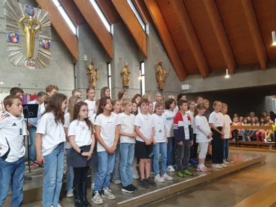 Foto des Albums: Gottesdienst mit Verabschiedung der Viertklasskinder