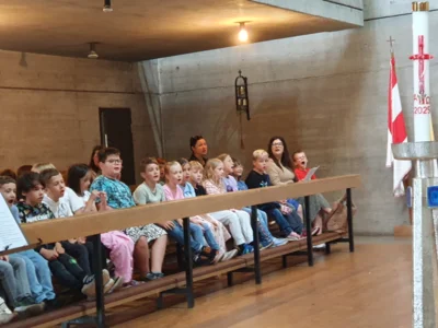 Foto des Albums: Gottesdienst mit Verabschiedung der Viertklasskinder