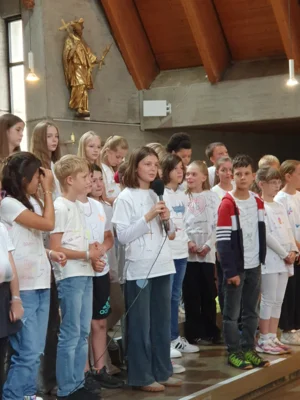 Foto des Albums: Gottesdienst mit Verabschiedung der Viertklasskinder