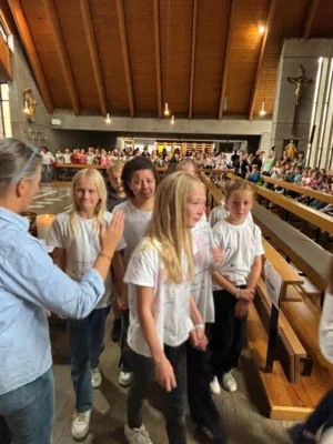 Foto des Albums: Gottesdienst mit Verabschiedung der Viertklasskinder