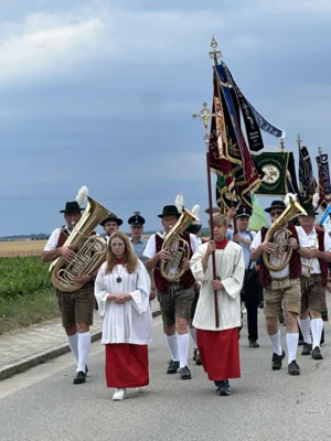Foto des Albums: 50. Geburtstag und 20-jähriges Priesterjubiläum von Pfarrer Alexander