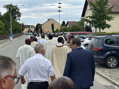 Foto des Albums: 50. Geburtstag und 20-jähriges Priesterjubiläum von Pfarrer Alexander