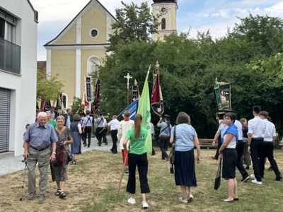 Foto des Albums: 50. Geburtstag und 20-jähriges Priesterjubiläum von Pfarrer Alexander