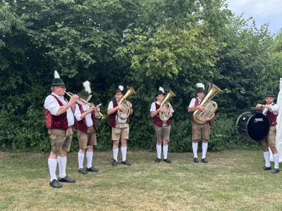Foto des Albums: 50. Geburtstag und 20-jähriges Priesterjubiläum von Pfarrer Alexander