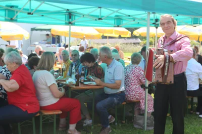 Foto des Albums: Patrozinium Harrling St. Bartholomäus - Festlicher Gottesdienst zum Pfarrfest.  Verabschiedung Gemeindereferent Franz Strigl