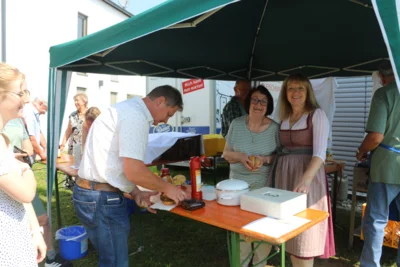 Foto des Albums: Patrozinium Harrling St. Bartholomäus - Festlicher Gottesdienst zum Pfarrfest.  Verabschiedung Gemeindereferent Franz Strigl