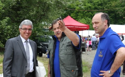 2 Schirmherr Minister Roger Lewentz, Mitorganisator Thomas Weidmann und B&uuml;rgermeister Arnd Witzky  (Bild vergr&ouml;&szlig;ern)