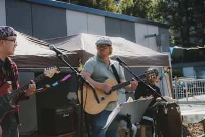 Foto des Albums: Schulfest - 50 Jahre erste Sahne (Fabian Riediger)