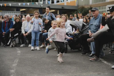 Foto des Albums: Schulfest - 50 Jahre erste Sahne (Fabian Riediger)