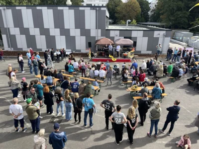 Foto des Albums: Schulfest - 50 Jahre erste Sahne_GEMISCHT