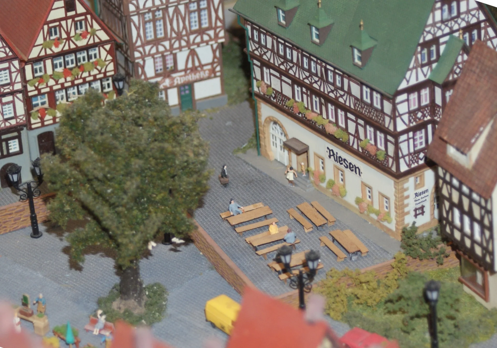 Bild: 009 Gasthaus Riesen am Marktplatz