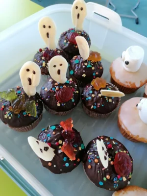Foto des Albums: Halloween-Muffin-Aktion 2025