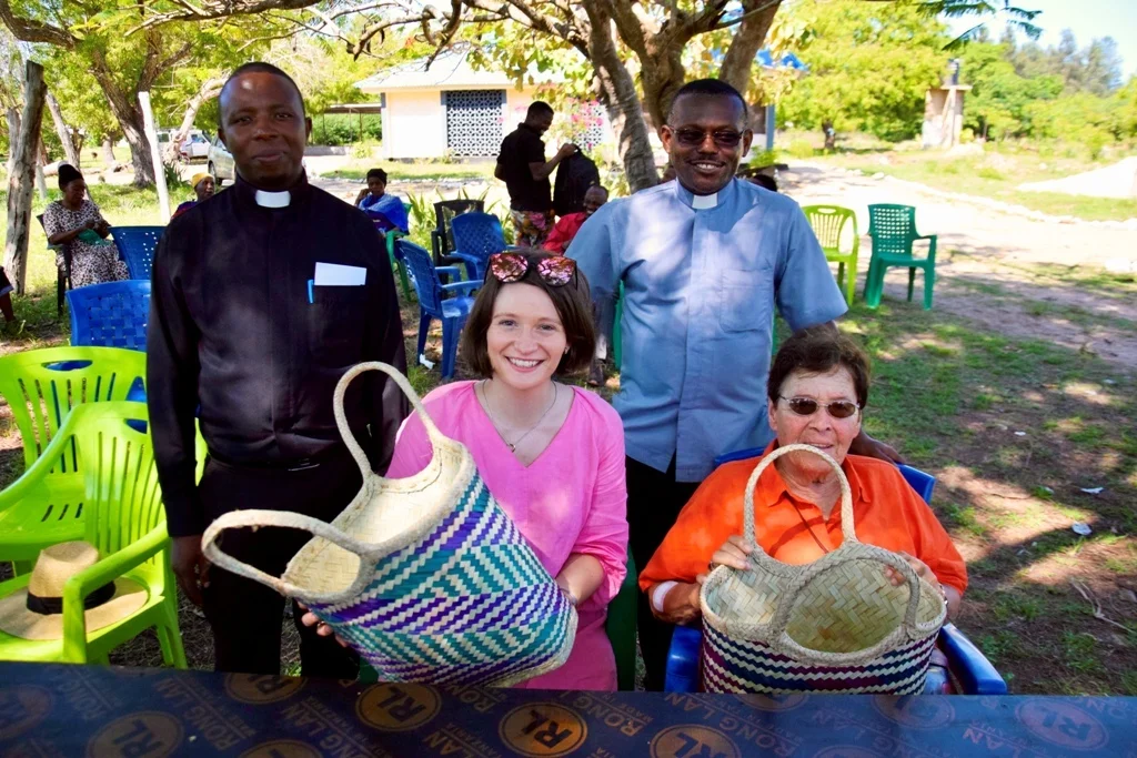 Bild: Gastgeschenke der Kirchengemeinde Pangani