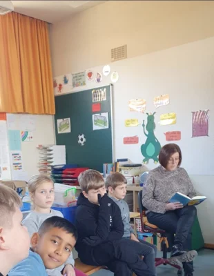 Foto des Albums: Vorlesetag 2025 im Schulhaus Hollstadt