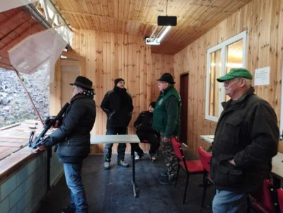 Foto des Albums: Drei Haselnuss Pokal